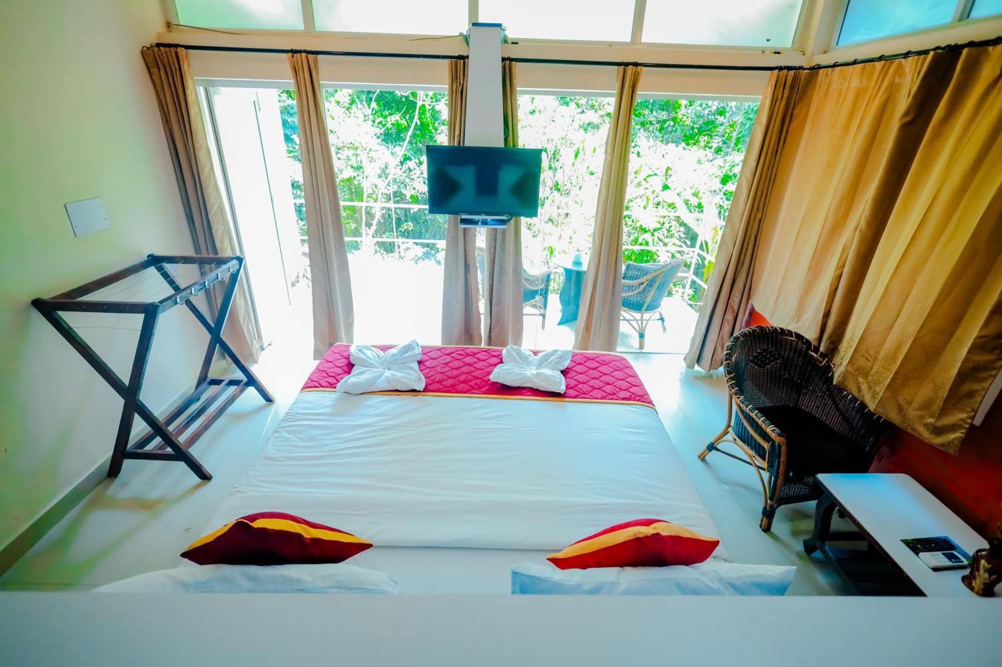 Mookanana Resort Hassan Exterior foto